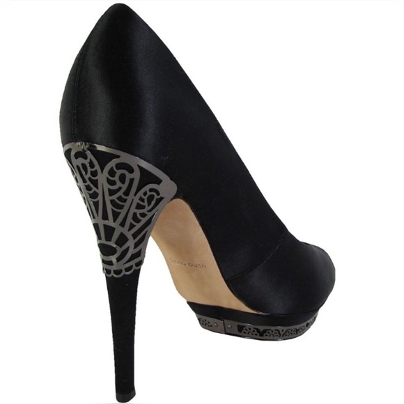 💕BCBGMAXAZRIA💕 Dalton Satin Peep-Toe Pumps - Picture 3 of 8